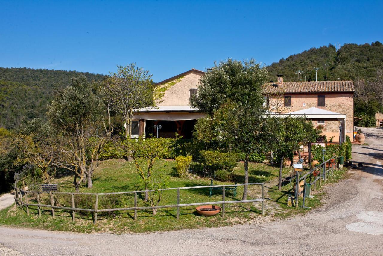 Agriturismo Torre Burchio بيتونا المظهر الخارجي الصورة